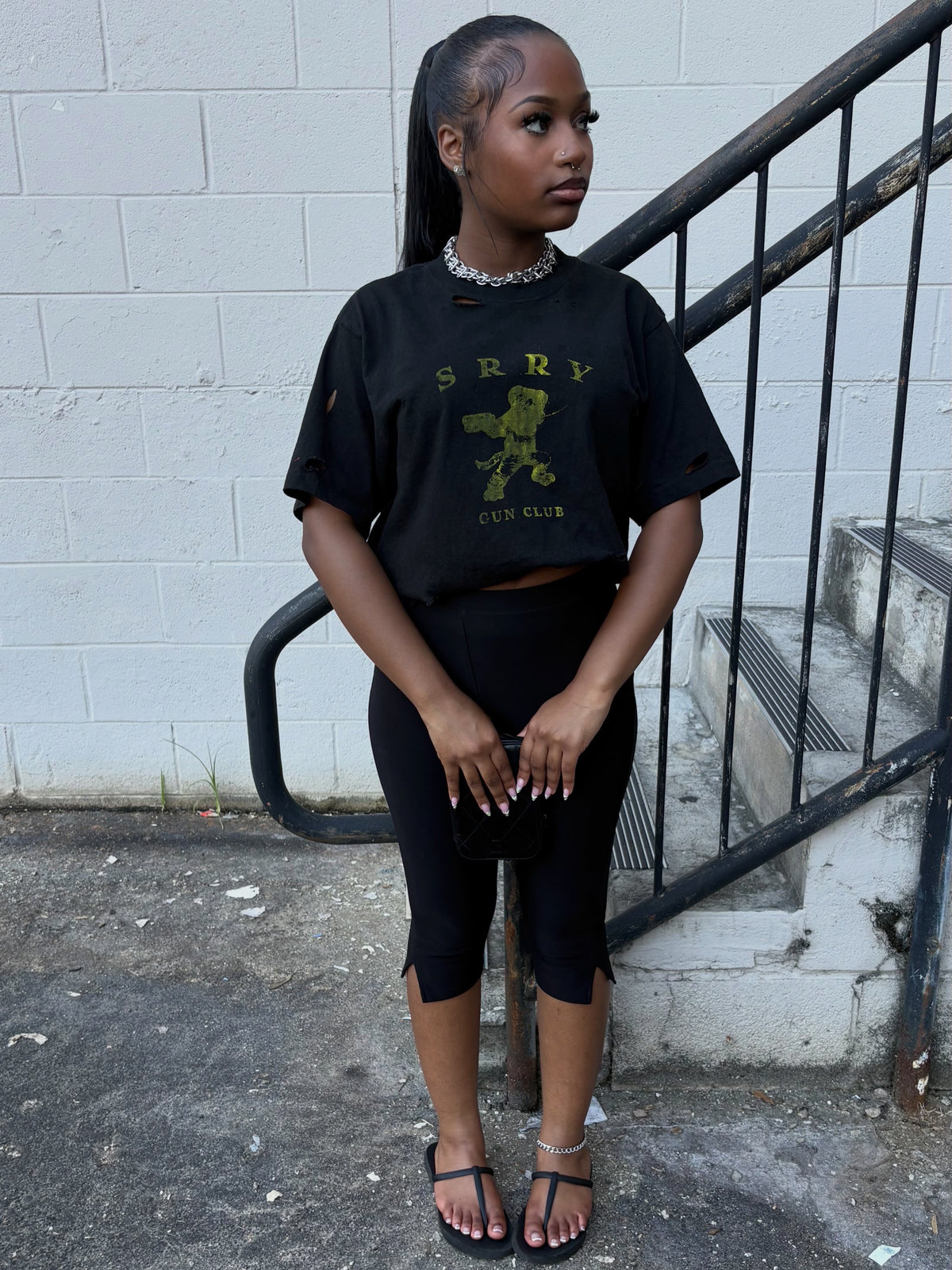 Black and yellow gun club tee